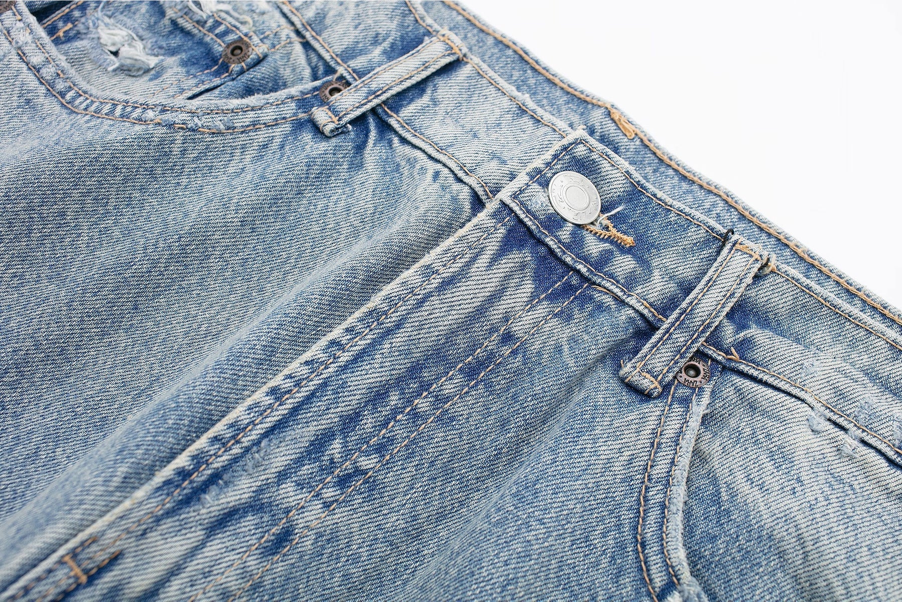Damen Boyfriend Jeans Hellblau mit Destroyed Look & Patchwork-Details – Vintage High Waist