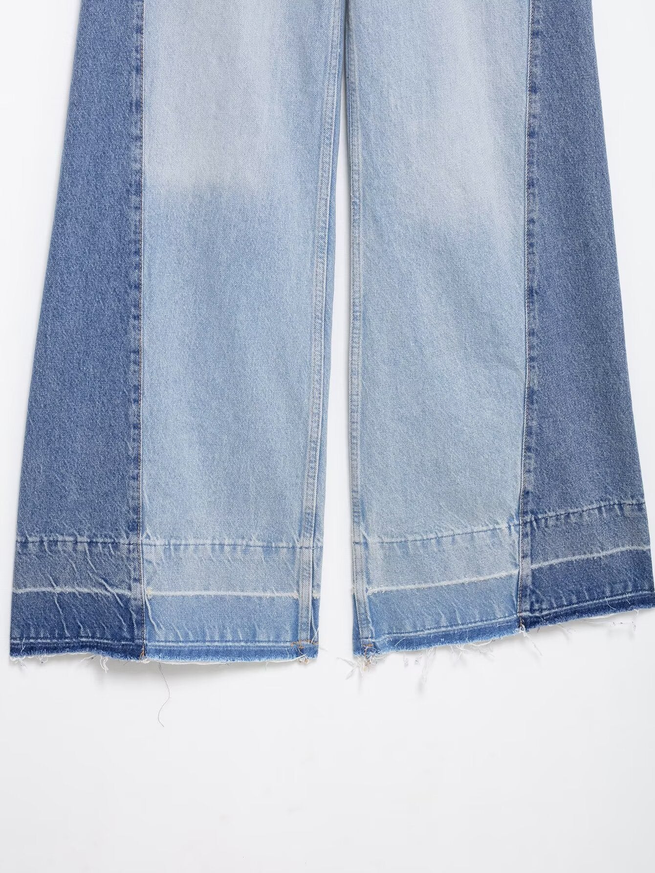 Two-Tone Wide-Leg Jeans – Trendige Damenjeans im Colorblock-Design